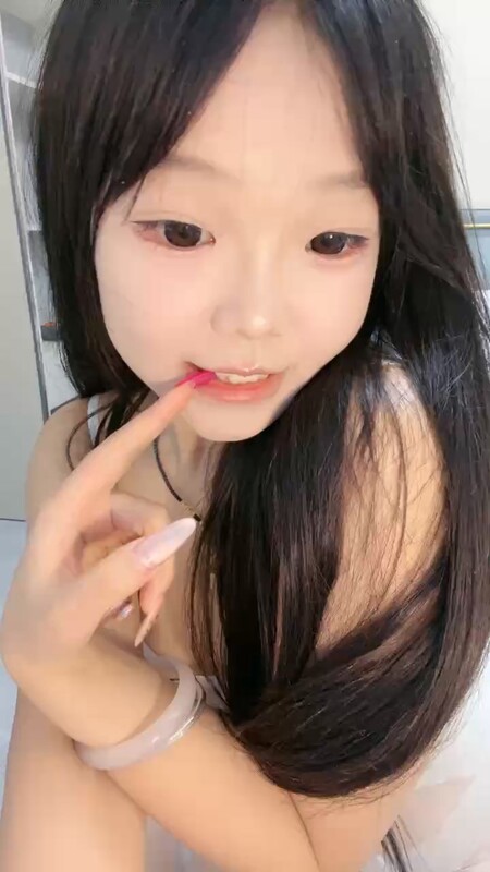 蠢萌宝贝露脸大秀！白丝情趣诱惑装扮脱衣有料，性感大奶揉捏，粉嫩骚穴特写展示自慰呻吟，看了秒硬刺激！