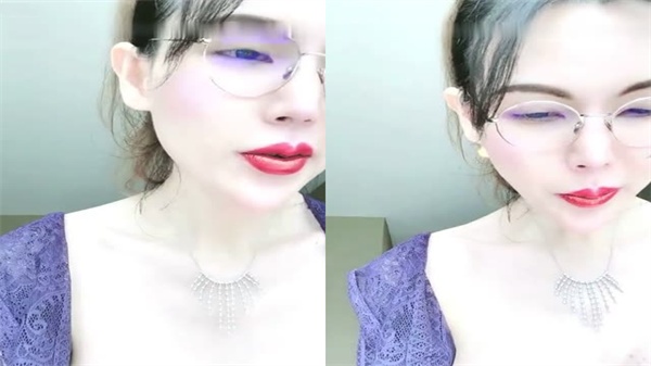 花椒骚货主播真会玩！人间尤物妩媚妖娆湿身淫叫，道具自慰高潮喷水大秀，浪穴等你来操